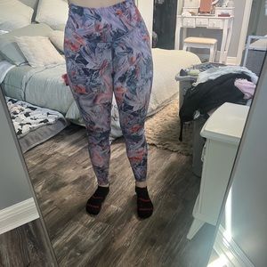Lululemon Base Pace Leggings size 6